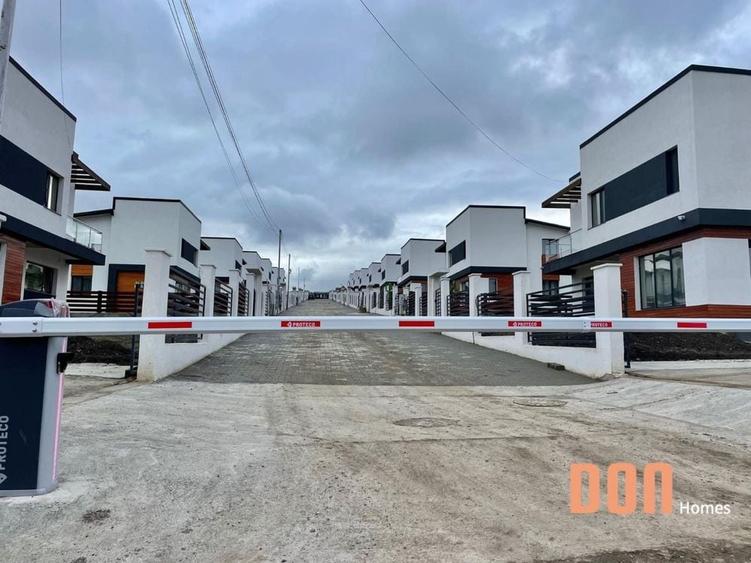 Casă cu 4 camere în Păcurari