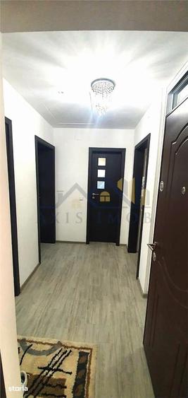 Apartament cu 2 camere decomandat în Micro 3