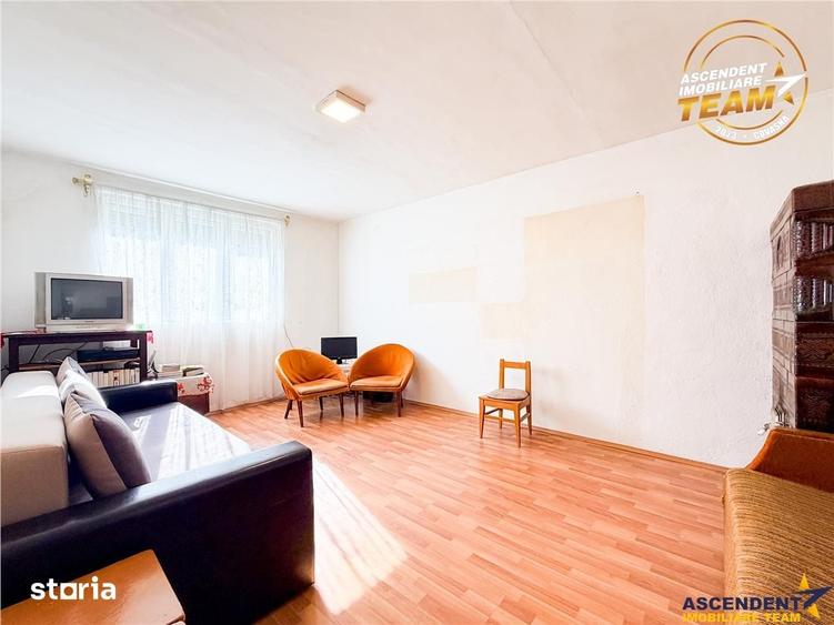 Apartament cu 3 camere decomandat în Malnaș