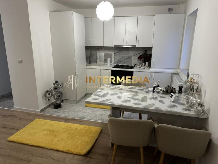 Apartament cu 3 camere decomandat în Kogălniceanu
