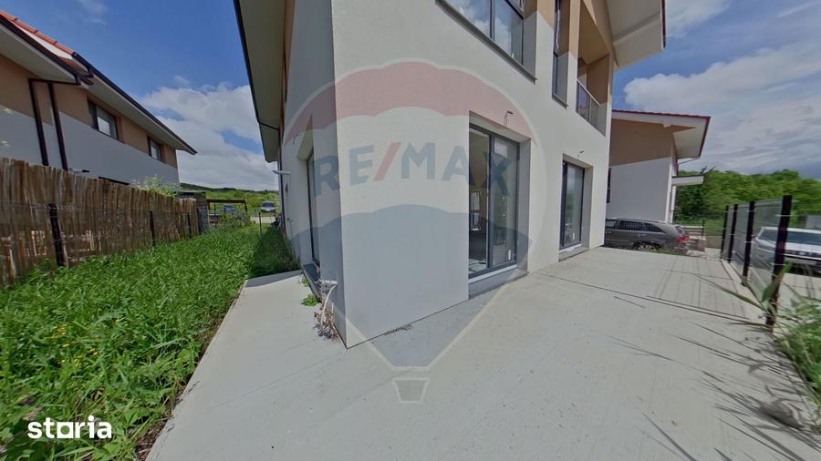 Casă cu 5 camere cu Teren 227 Mp în Central