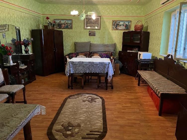 Casă cu 3 camere cu Teren 25 Mp în Central