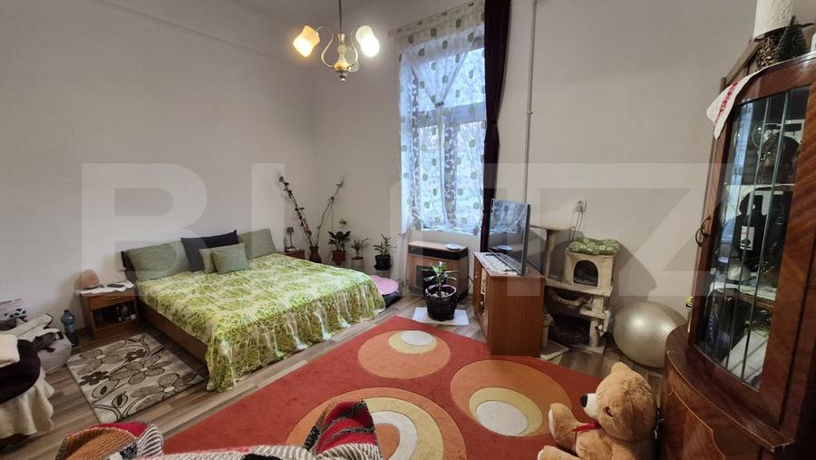 Apartament cu 2 camere semidecomandat, mobilat în Ultracentral