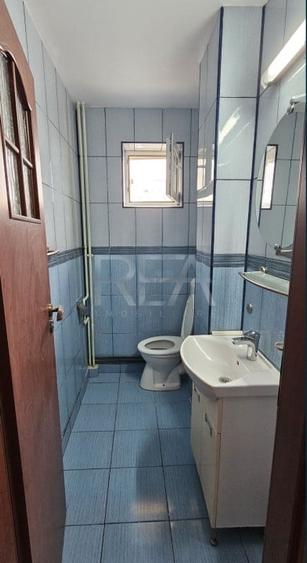 Apartament cu 5 camere decomandat, mobilat în Pantelimon