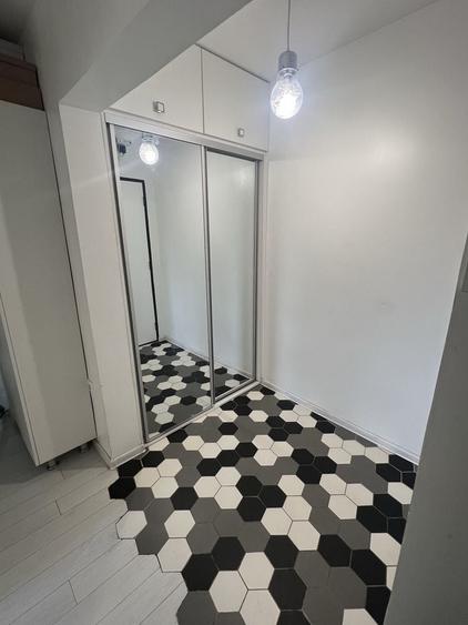 Apartament cu 3 camere decomandat în Nicolae Bălcescu