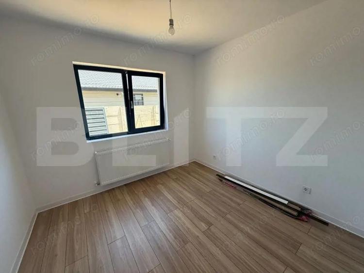 Casă cu 7 camere cu Teren 329 Mp în Central