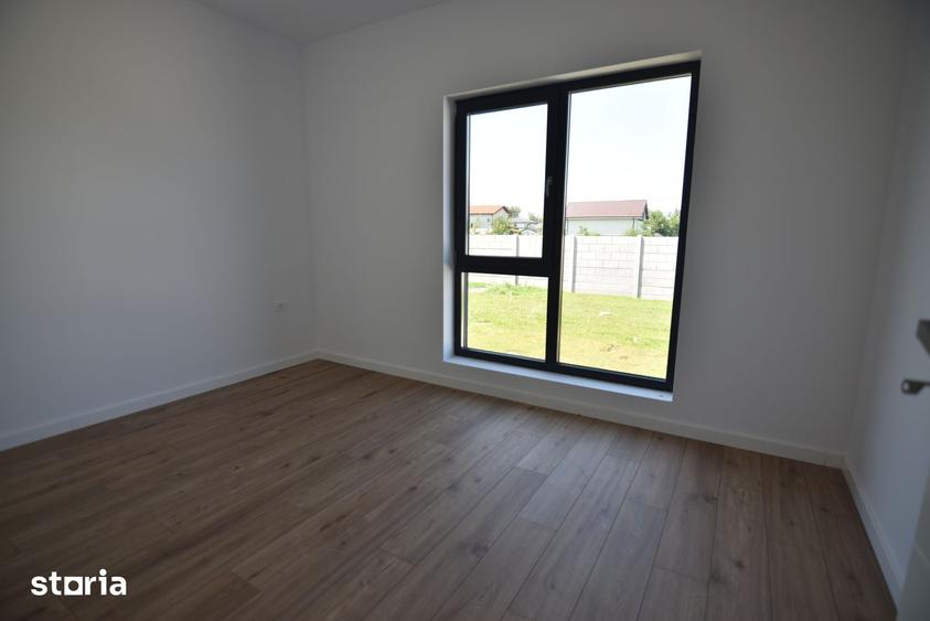 Casa / Vila P+1, 4 camere, Domnesti - 12