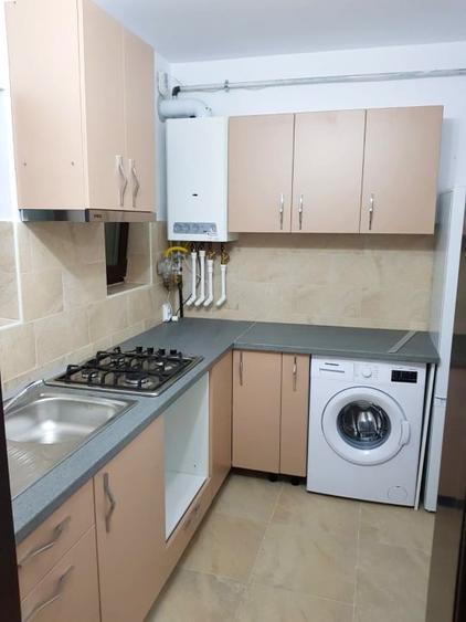 Apartament cu 3 camere în Cetate