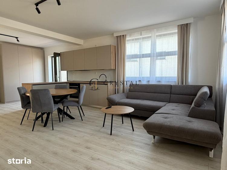Apartament cu 4 camere decomandat în Iosia