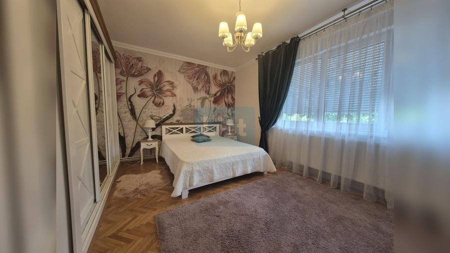 Apartament cu 4 camere decomandat în Semicentral