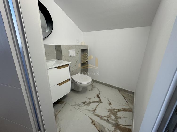Duplex cu 4 camere cu Canalizare în Iris