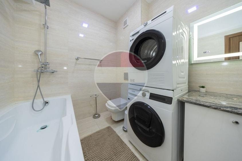 Apartament cu 2 camere decomandat în Tractorul
