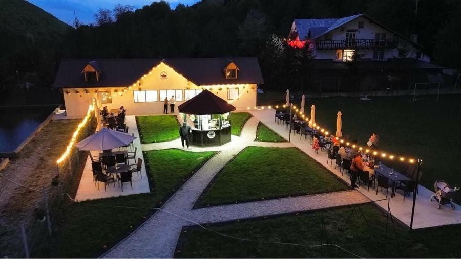 Casă cu 4 camere în Trăisteni