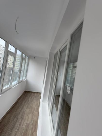 Apartament cu 3 camere semidecomandat în Iancului