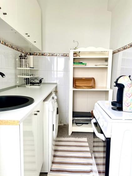 Apartament cu 3 camere decomandat, mobilat în Cișmigiu