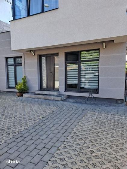 Inchiriez apartament zona UMF - 8