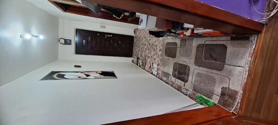 Apartament cu 2 camere nedecomandat în Central