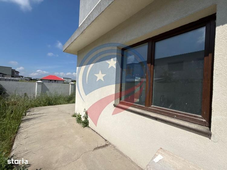 Casă cu 4 camere în Central