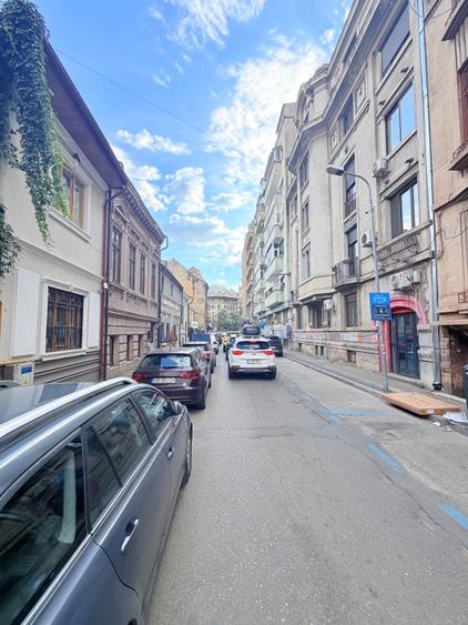 Apartament cu 4 camere decomandat în Universitate