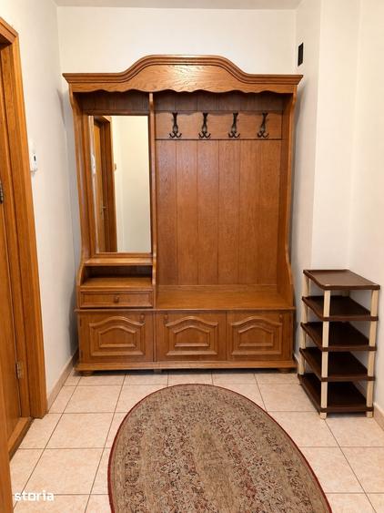 Apartament cu 3 camere semidecomandat în Dristor
