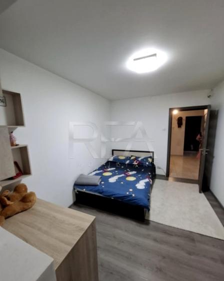 Apartament cu 4 camere decomandat, mobilat în Gorjului