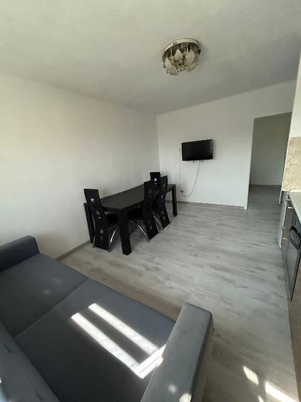 Apartament cu 2 camere semidecomandat, mobilat în Inel I