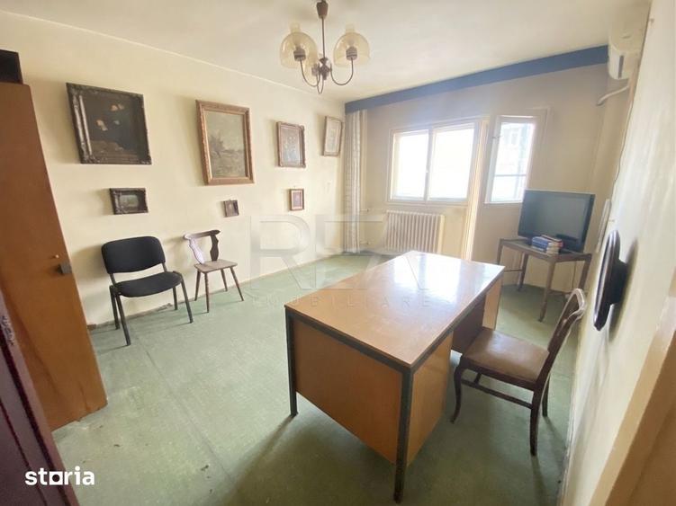 Apartament cu 3 camere decomandat în Rahova
