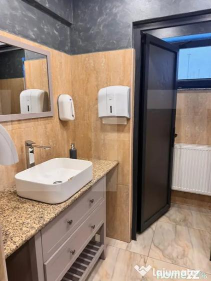 Spațiu comercial, de 275 mp, în Central