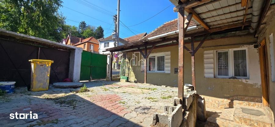 Casă cu 2 camere cu Teren 288 Mp în Central