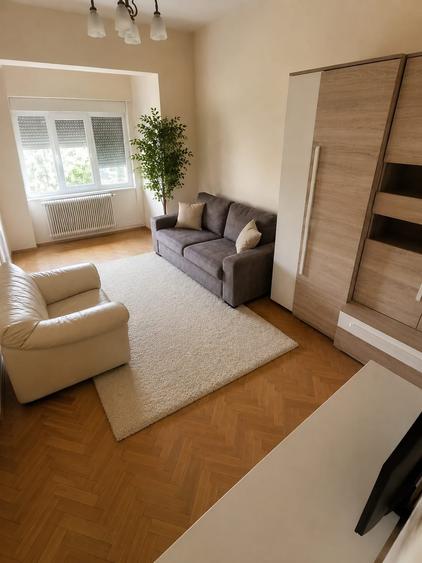 Apartament cu 2 camere, ultracentral, bld.21 Decembrie 1989 et.1,-Sora,55 mp, CT - 1