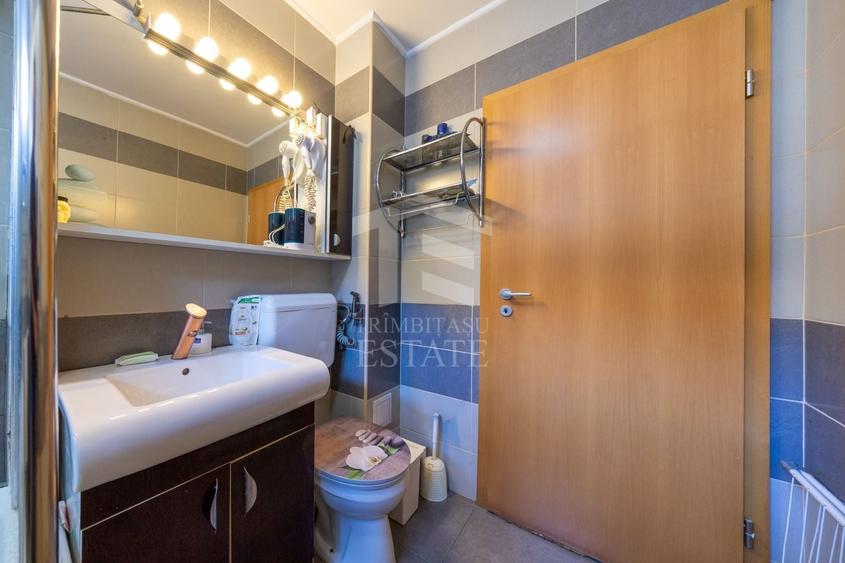 Apartament cu 2 camere semidecomandat, mobilat în Sânpetru