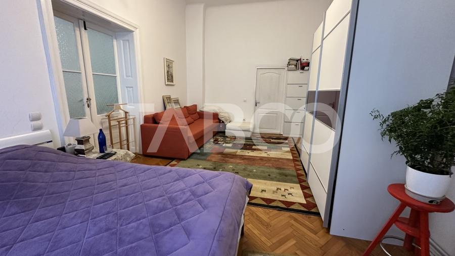 Apartament cu 2 camere semidecomandat, mobilat în Ultracentral