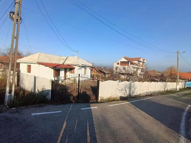 Casă cu 3 camere cu Teren 700 Mp în Ionești