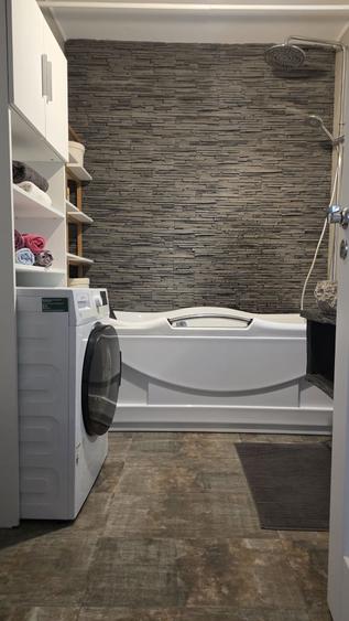 Apartament cu 2 camere semidecomandat în Florești
