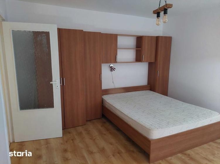 Apartament cu 2 camere decomandat în Solidarității