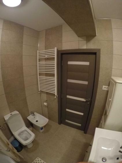 Garsonieră decomandată, mobilată în Politehnica
