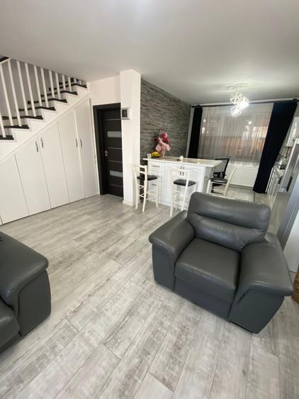 Duplex cu 3 camere cu Canalizare în Gilău