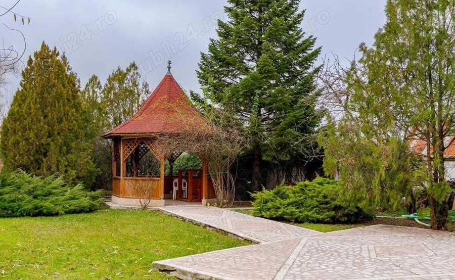 Casă cu 2 camere cu Teren 2649 Mp în Ciofliceni