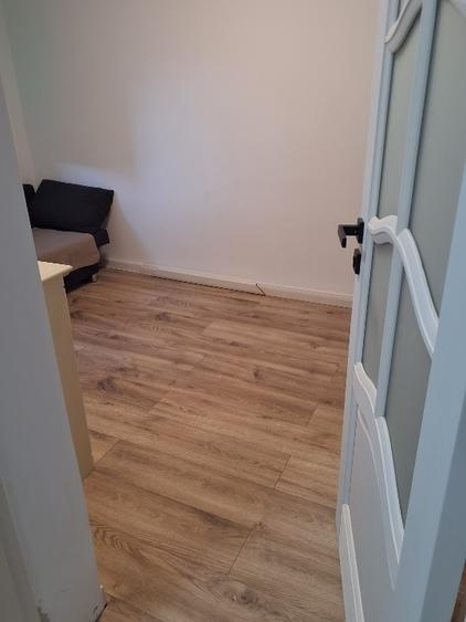 Apartament cu 2 camere semidecomandat, mobilat în Rahova