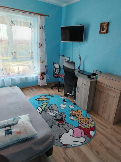 Apartament cu 3 camere decomandat în Ciarda Roșie