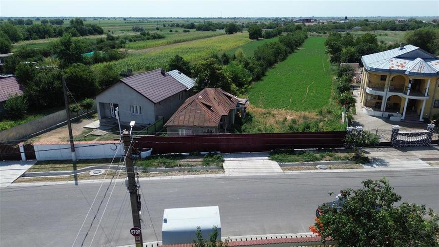 Teren Construcții intravilan de 4699 mp, în Milcovul