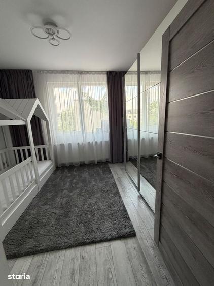 Casă cu 4 camere cu Teren 250 Mp în Central