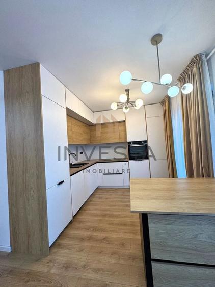Apartament cu 3 camere semidecomandat, mobilat în Zorilor