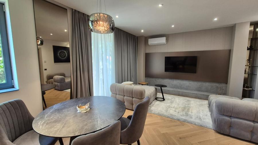 Apartament cu 2 camere decomandat, mobilat în Voluntari