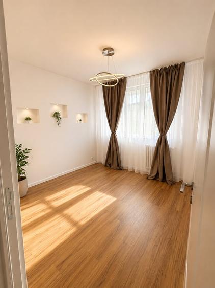 Apartament cu 2 camere semidecomandat în 1 Mai