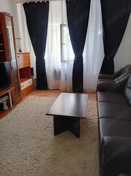 Apartament cu 2 camere decomandat în Cetatea