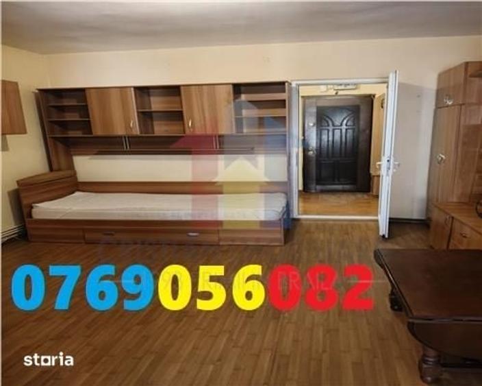 Garsoniera Etaj 3, Mobilata si Utilata, Hipodrom - Capatul lui 2 - 1