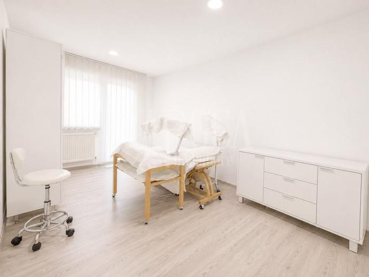 Apartament cu 3 camere semidecomandat în Gheorgheni