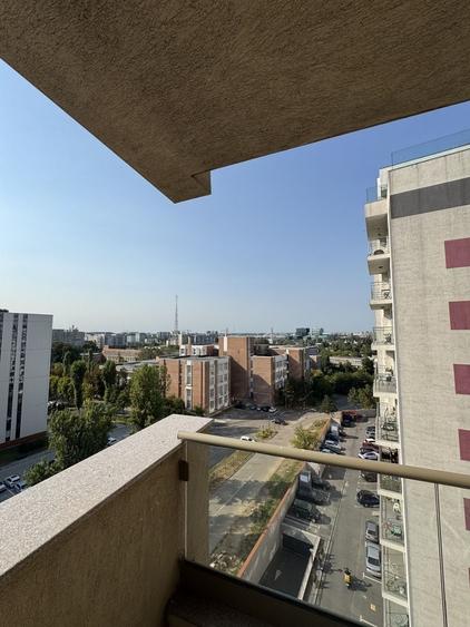 Apartament cu 3 camere decomandat, mobilat în Politehnica