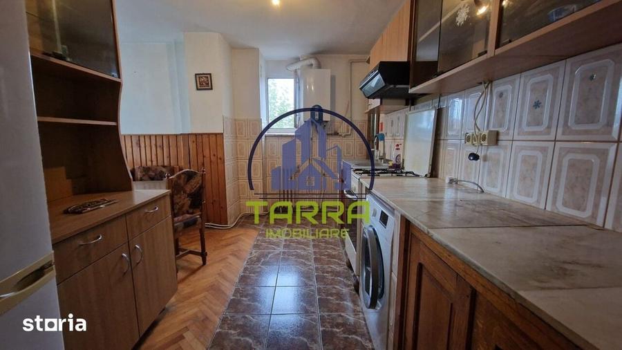 Apartament cu 3 camere decomandat în Central